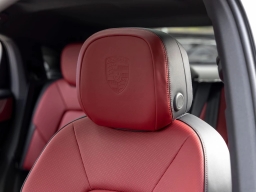 Porsche Cayenne Base Coupe AWD 2026