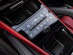 Porsche Cayenne Base Coupe AWD 2026