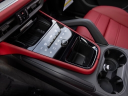Porsche Cayenne Base Coupe AWD 2026