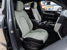 Porsche Cayenne Base Coupe AWD 2026