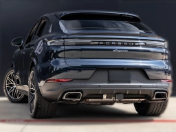 Porsche Cayenne Base Coupe AWD 2026