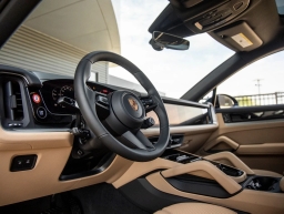Porsche Cayenne Base Coupe AWD 2026