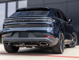 Porsche Cayenne Base Coupe AWD 2026