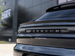 Porsche Cayenne Base Coupe AWD 2026