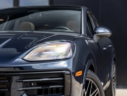 Porsche Cayenne Base Coupe AWD 2026