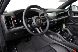 Porsche Cayenne Base Coupe AWD 2026