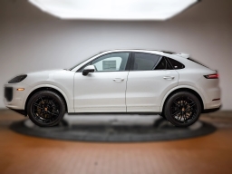 Porsche Cayenne Base Coupe AWD 2026