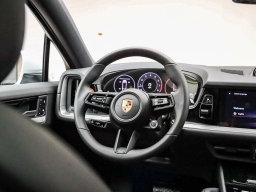 Porsche Cayenne Base Coupe AWD 2026