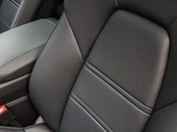 Porsche Cayenne Base Coupe AWD 2026