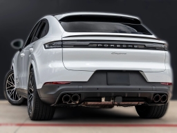 Porsche Cayenne Base Coupe AWD 2026