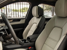 Porsche Cayenne Base Coupe AWD 2026