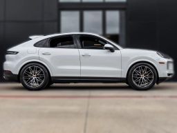 Porsche Cayenne Base Coupe AWD 2026