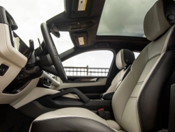 Porsche Cayenne Base Coupe AWD 2026