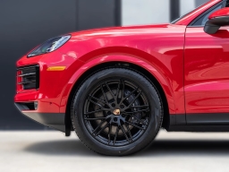 Porsche Cayenne Base Coupe AWD 2026