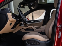 Porsche Cayenne Base Coupe AWD 2026
