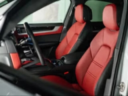 Porsche Cayenne Base Coupe AWD 2026