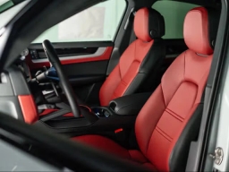 Porsche Cayenne Base Coupe AWD 2026