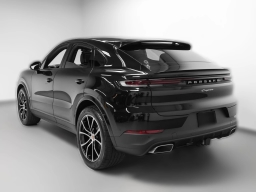 Porsche Cayenne Base Coupe AWD 2026