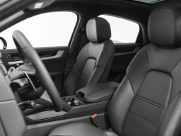 Porsche Cayenne Base Coupe AWD 2026