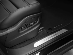 Porsche Cayenne Base Coupe AWD 2026