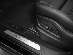 Porsche Cayenne Base Coupe AWD 2026