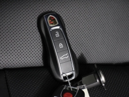 Porsche Cayenne Base Coupe AWD 2026