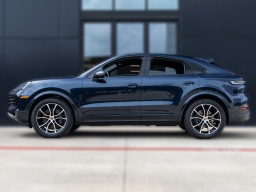 Porsche Cayenne Base Coupe AWD 2026