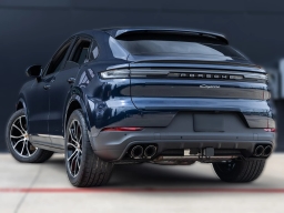 Porsche Cayenne Base Coupe AWD 2026