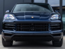 Porsche Cayenne Base Coupe AWD 2026