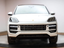 Porsche Cayenne Base Coupe AWD 2026