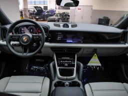 Porsche Cayenne Base Coupe AWD 2026