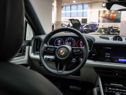 Porsche Cayenne Base Coupe AWD 2026