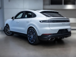 Porsche Cayenne Base Coupe AWD 2026
