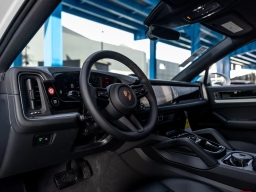 Porsche Cayenne Base Coupe AWD 2026