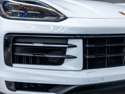 Porsche Cayenne Base Coupe AWD 2026