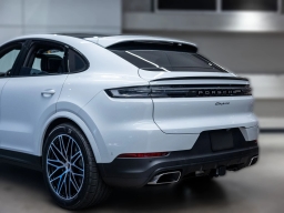 Porsche Cayenne Base Coupe AWD 2026