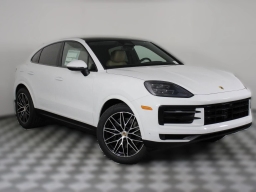 Porsche Cayenne Base Coupe AWD 2026