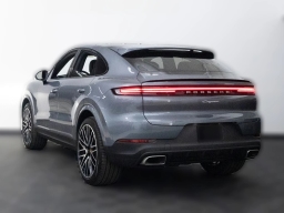Porsche Cayenne Base Coupe AWD 2026