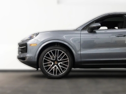Porsche Cayenne Base Coupe AWD 2026