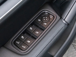 Porsche Cayenne Base Coupe AWD 2026