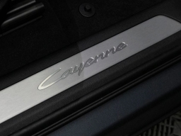 Porsche Cayenne Base Coupe AWD 2026