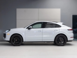 Porsche Cayenne Base Coupe AWD 2026