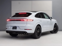 Porsche Cayenne Base Coupe AWD 2026