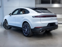 Porsche Cayenne Base Coupe AWD 2026