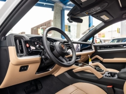 Porsche Cayenne Base Coupe AWD 2026