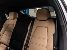 Porsche Cayenne Base Coupe AWD 2026