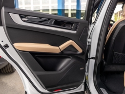 Porsche Cayenne Base Coupe AWD 2026