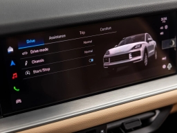 Porsche Cayenne Base Coupe AWD 2026
