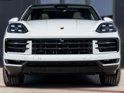 Porsche Cayenne Base Coupe AWD 2026