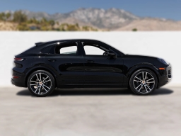 Porsche Cayenne Base Coupe AWD 2026